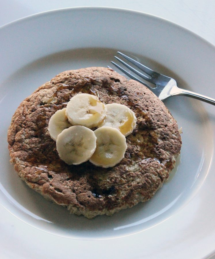 Clatita Cu Putine Calorii Din Fulgi De Ovaz Si Banane