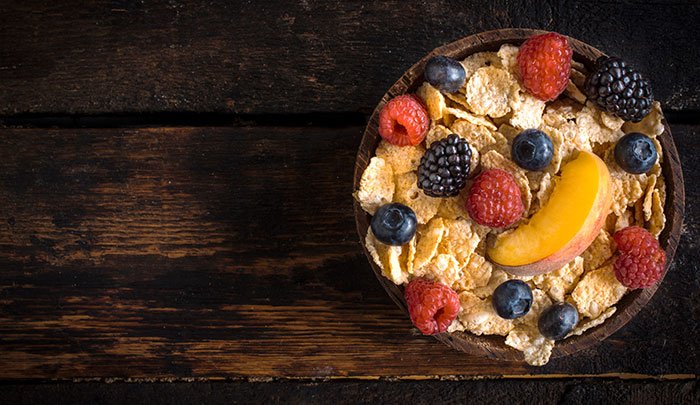 Consuma proteine la fiecare masa