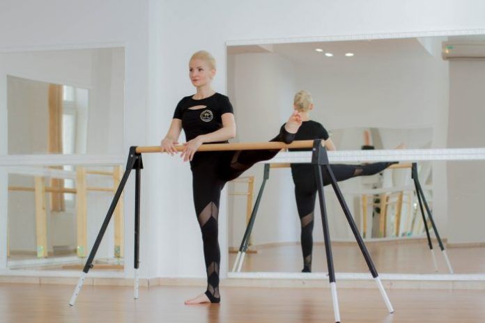 Stretching-la-bara-de-balet (5)