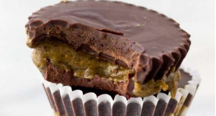 Cupe proteice cu unt de arahide