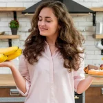Câte calorii are o banană și de ce n-ar trebui să-ți fie frică de ea