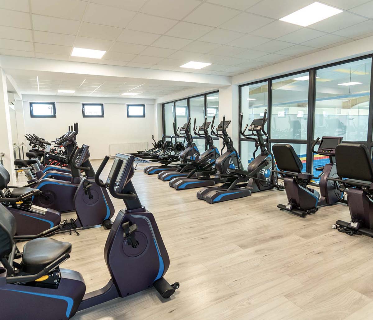 Cel mai modern Bazin din Bucuresti si o sala de Fitness de ultima generatie - Complexul Sportiv Titan 5
