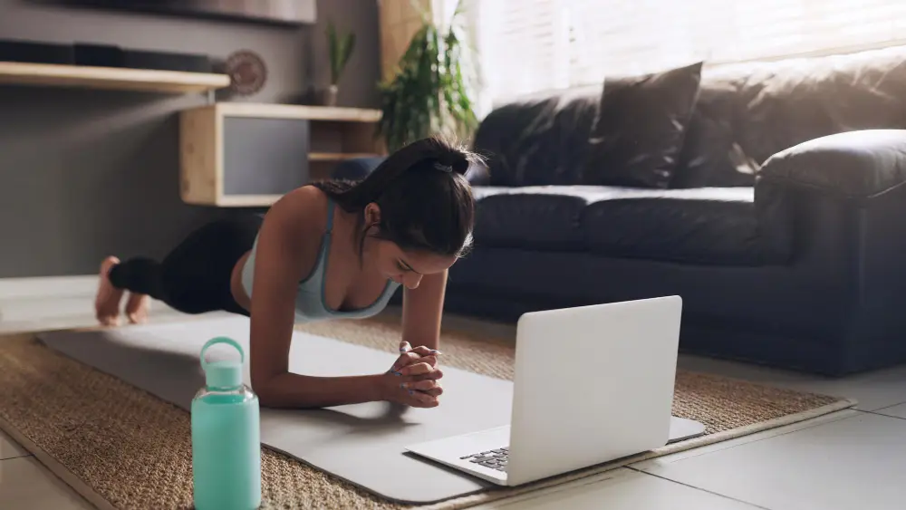 Cum să îți creezi un program de antrenament personalizat la domiciliu 16