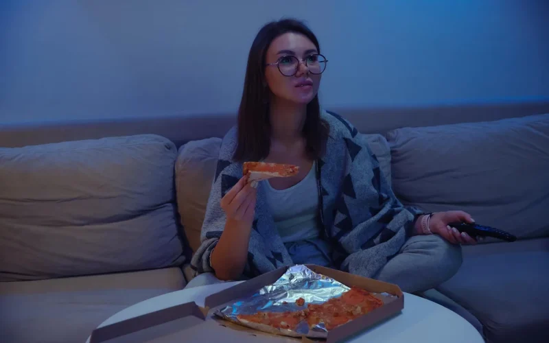 Ce sa faci pentru a nu mai manca noaptea: Ghid complet