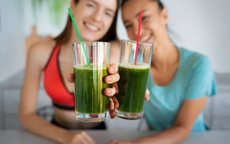 Spirulina pentru slăbit: Cât de eficientă este cu adevărat